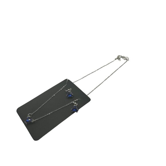 Elegant Blue Crystal Necklace & Earring Set - Picture 3 of 4